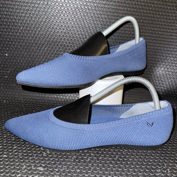 Vivaia Lightweight Aria Walker Blue Comfort Pointed-Ballet Flats 39.5 (8.5) - Picture 1 of 8